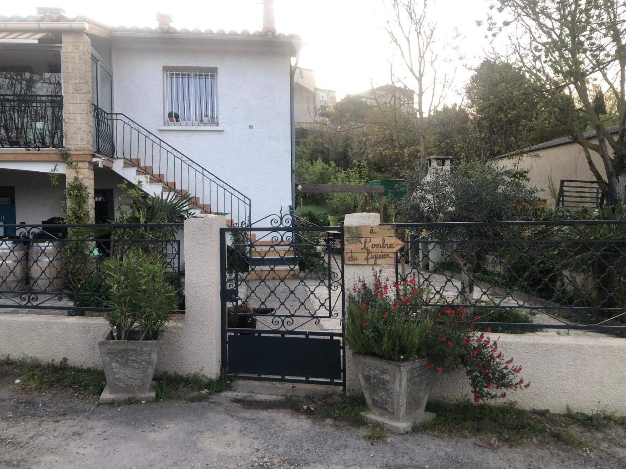 Appartement Bienvenue « a L'ombre Du Figuier »